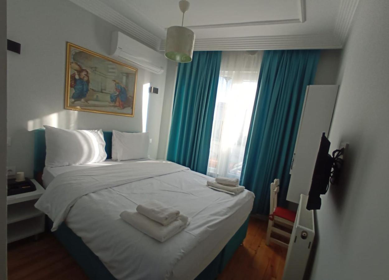 Buyukada Cinar Hotel (Adults Only) อดาลาร์ ภายนอก รูปภาพ
