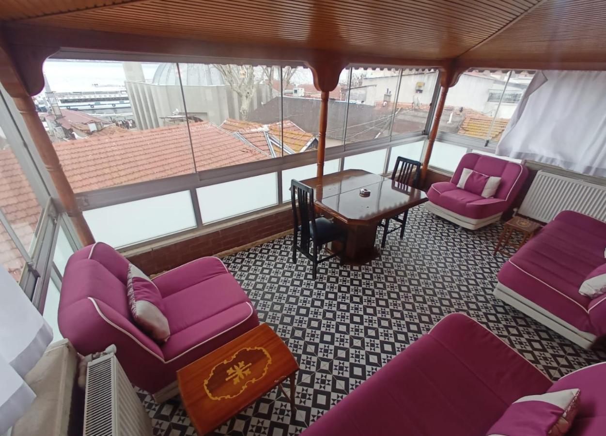 Buyukada Cinar Hotel (Adults Only) อดาลาร์ ภายนอก รูปภาพ