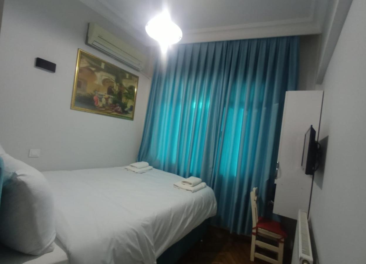 Buyukada Cinar Hotel (Adults Only) อดาลาร์ ภายนอก รูปภาพ