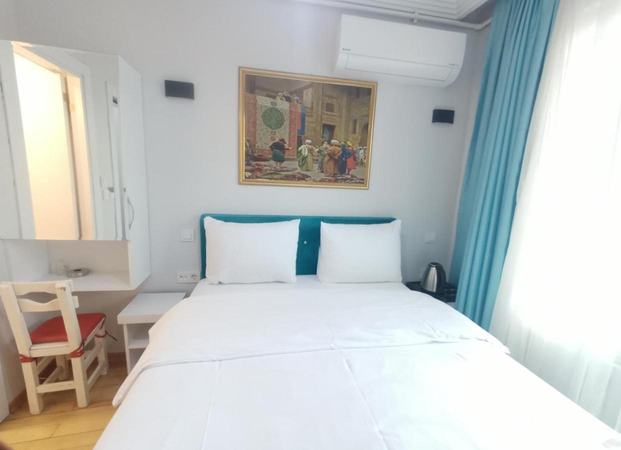 Buyukada Cinar Hotel (Adults Only) อดาลาร์ ภายนอก รูปภาพ