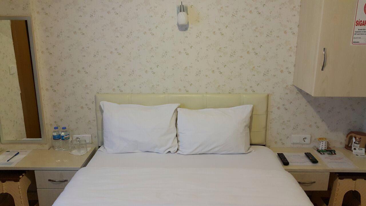Buyukada Cinar Hotel (Adults Only) อดาลาร์ ภายนอก รูปภาพ